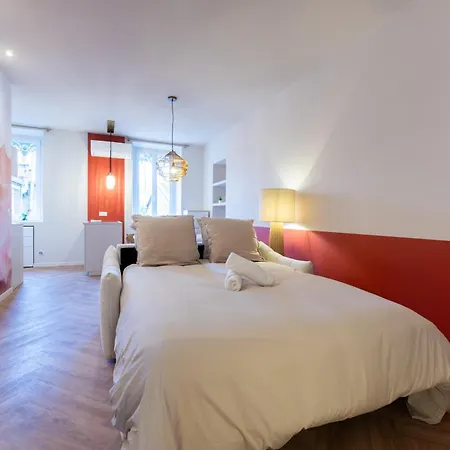 Le Petit Berriat T2 Apartment